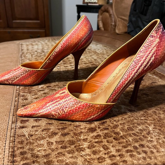 BCBGirls Y2k Heels - Picture 3 of 5